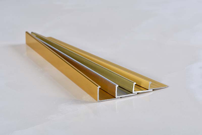 Aluminium L shape trim