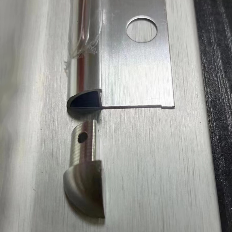 Bright Sliver Curved Tile Trim Outside Corners Bright Sliver Curved Tile Trim Outside Corners