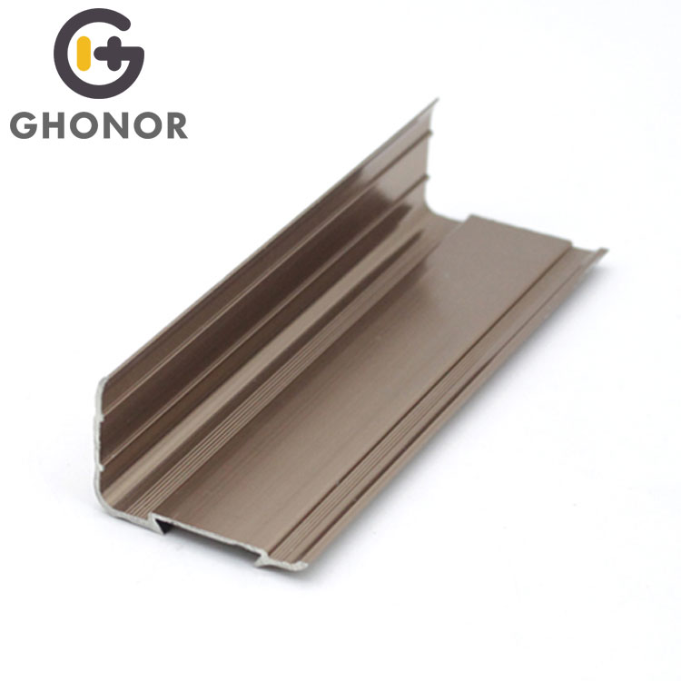 Easy and Fast Installation PVC Non Slip Aluminum Cheap Anti Slip Profile Stair Nosing Easy and Fast Installation PVC Non Slip Aluminum Cheap Anti Slip Profile Stair Nosing